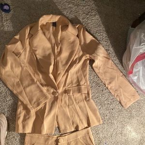 closet cleanout never worn